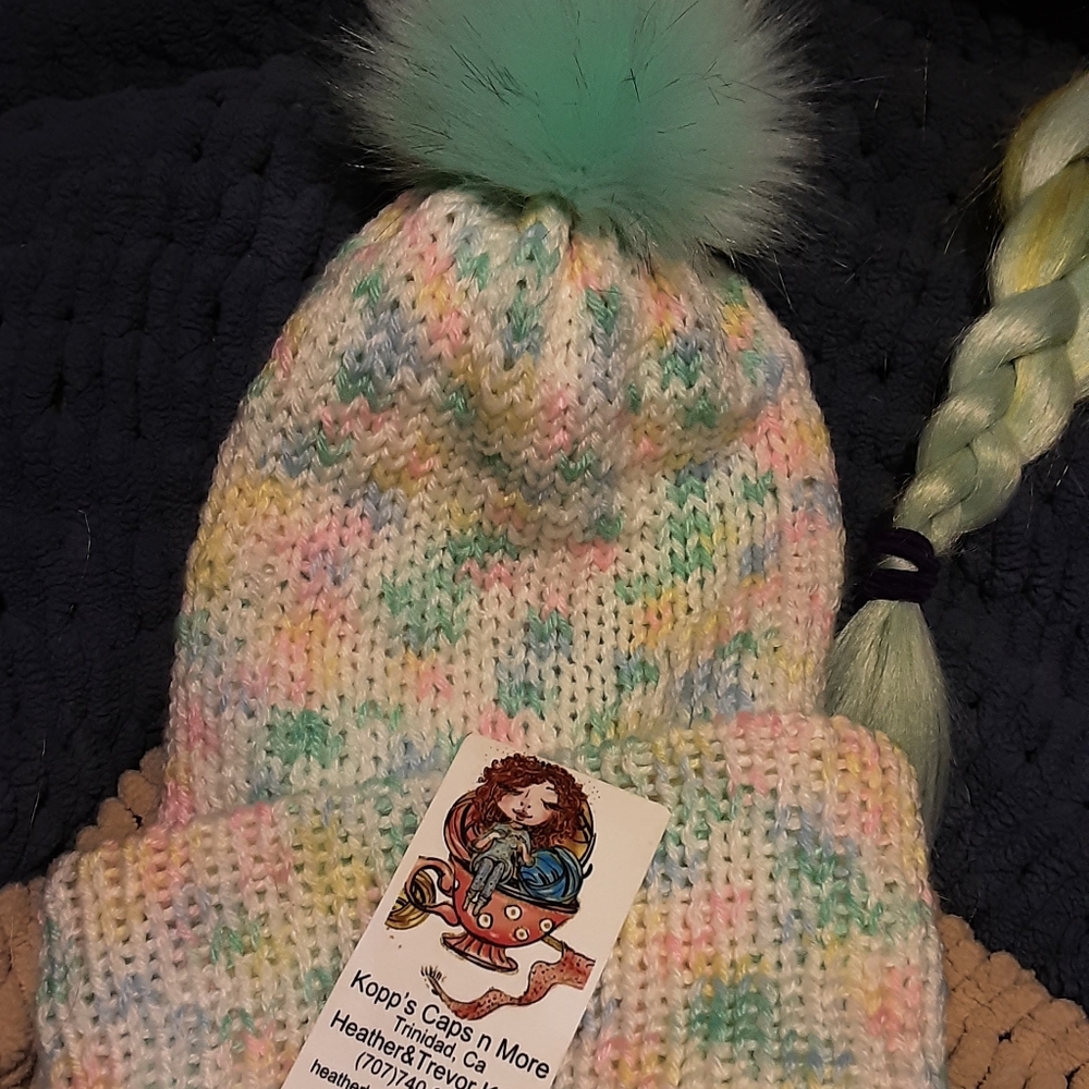 Handmade acrylic loom michine beanie
